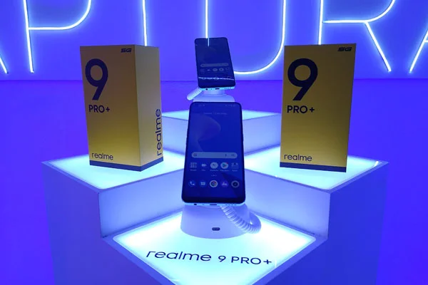 smartphone realme 9 Pro+