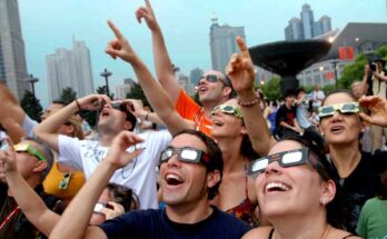 Eclipse solar total de internet