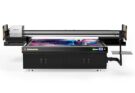Roland DG lanza en Norteamérica la impresora UV flatbed EU2-1000MF
