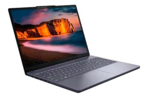 Lenovo IdeaPad Slim 3 de 15.3" Touch