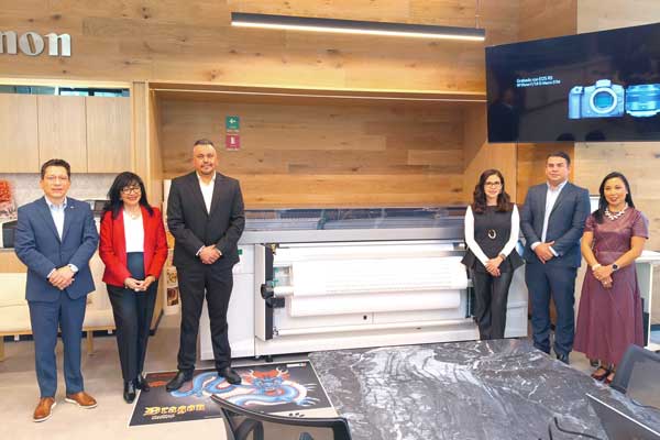 Canon Mexicana y Avance y Tecnología en Plásticos alianza